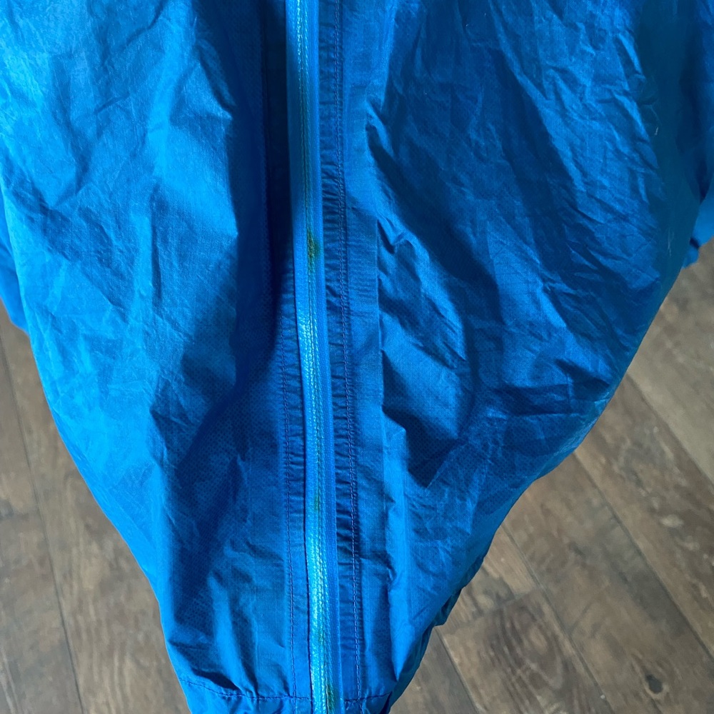 Outdoor Research Helium rain jacket. Mens Medium